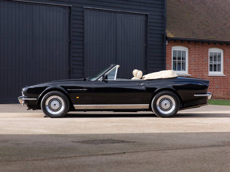 Bild 58/59 von Aston Martin V8 EFi Volante (1988)