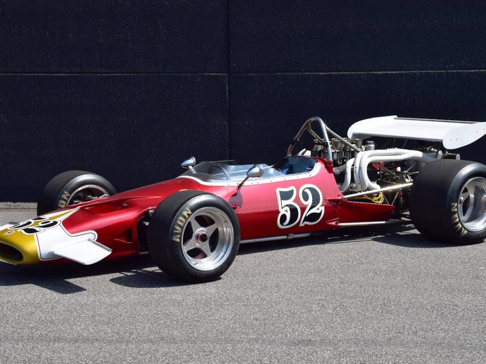 Image 1/9 of McLaren M10B (1969)