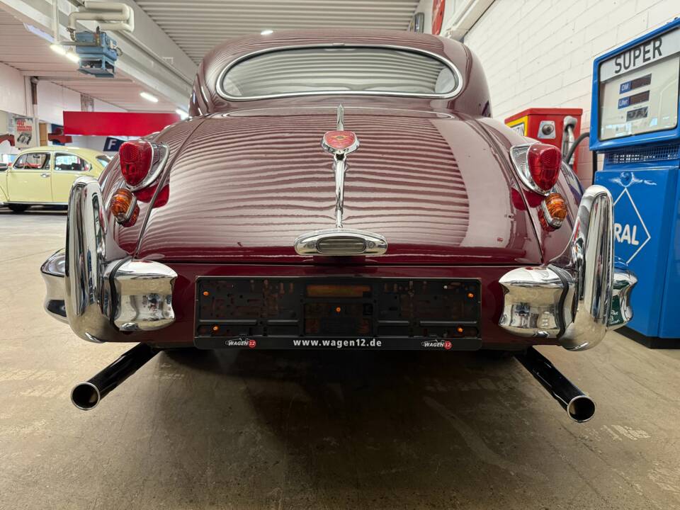 Bild 13/19 von Jaguar XK 140 FHC (1955)
