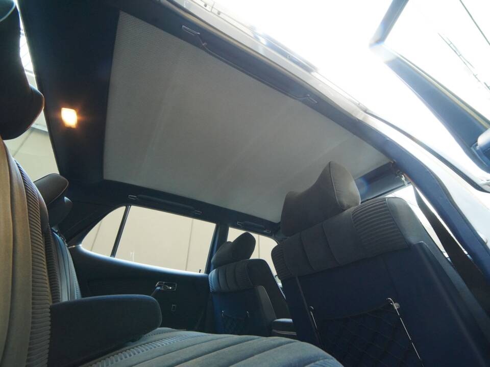 Bild 43/95 von Mercedes-Benz 450 SEL 6,9 (1976)