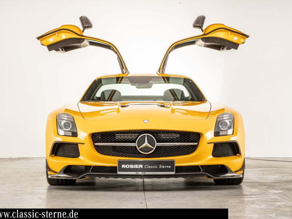 Image 9/15 of Mercedes-Benz SLS AMG Black Series (2014)