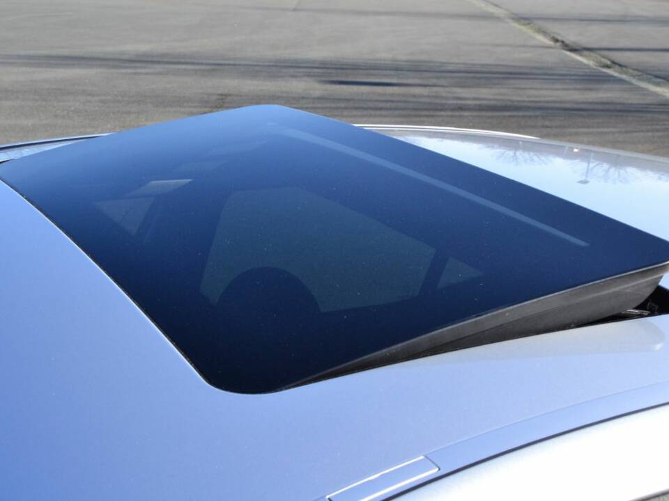 Imagen 43/100 de Mercedes-Benz E 55 AMG (2003)