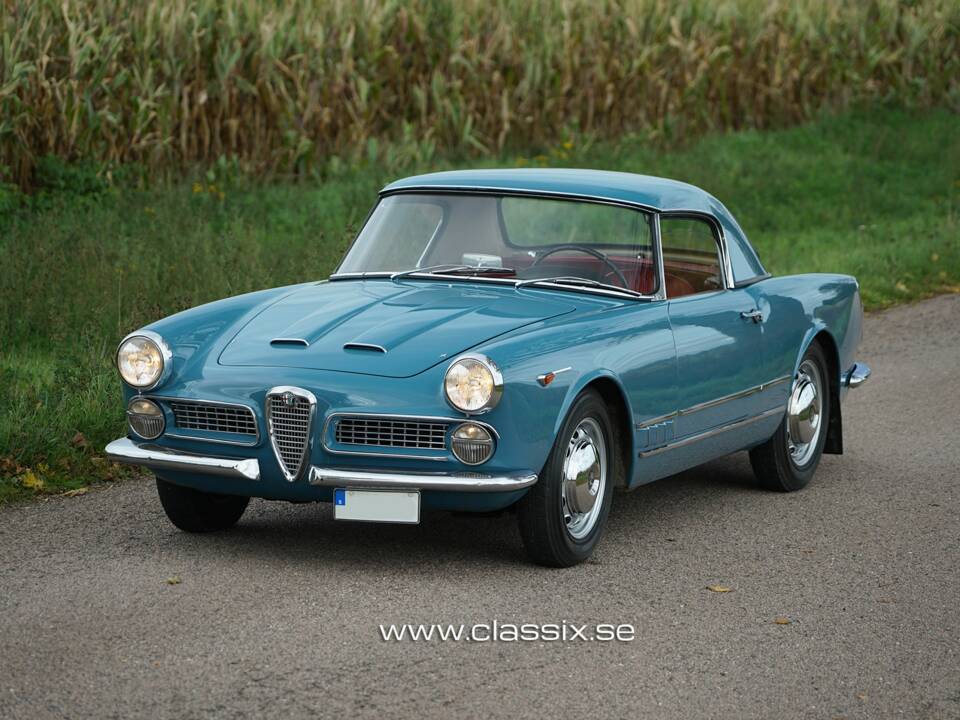 Image 10/18 of Alfa Romeo 2000 Spider (1959)