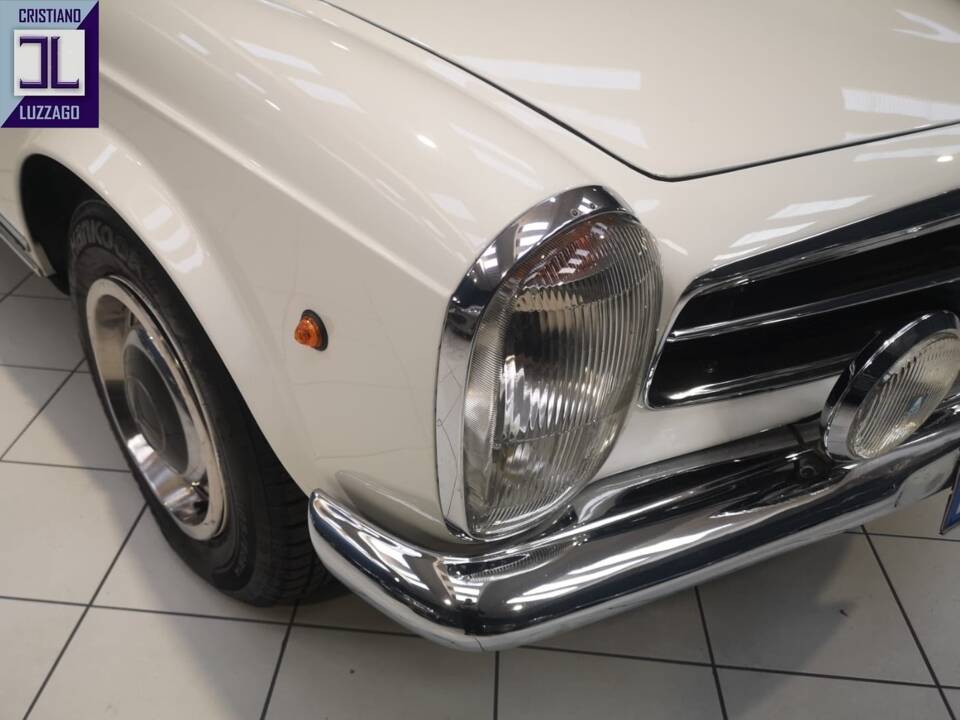 Image 12/47 of Mercedes-Benz 230 SL (1964)