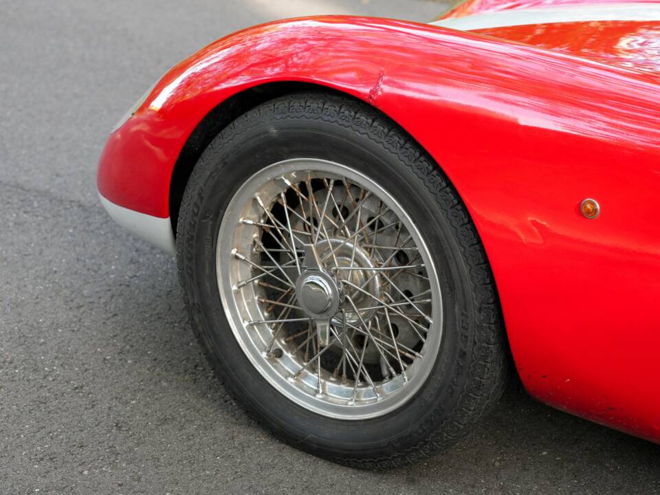 Image 24/39 of Bandini 750 Sport Internazionale "Saponetta" (1957)