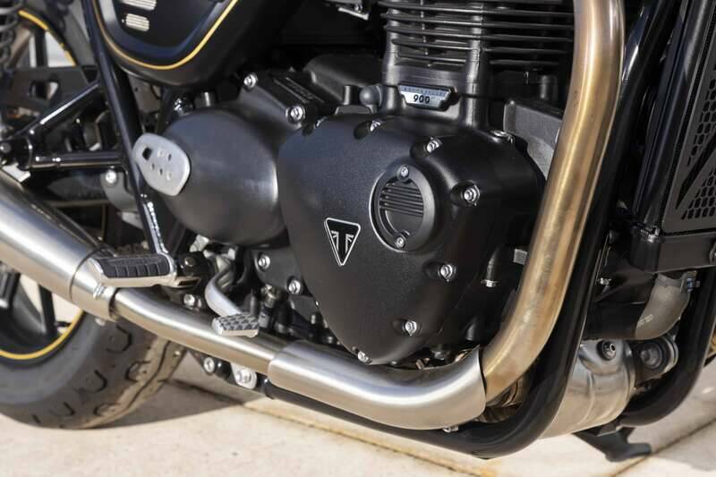 Immagine 19/42 di Triumph Street Twin Bonneville (2021)