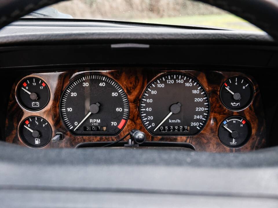 Image 42/45 of Jaguar XJS 5.3 V12 (1993)