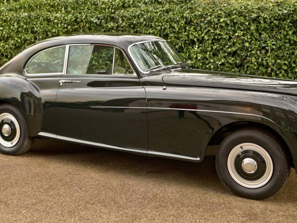 Image 19/50 of Bentley R-Type Continental (1954)