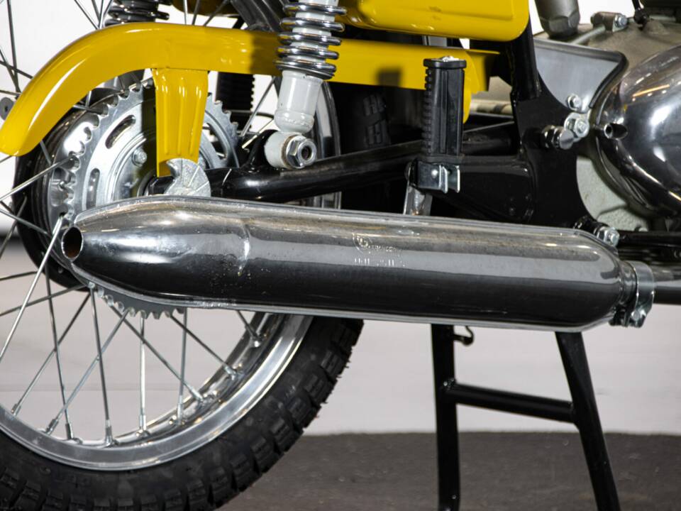 Imagen 36/50 de Gilera 150 Autostrada (1971)
