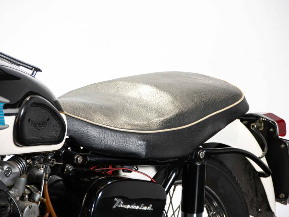 Image 46/50 de Triumph 6T Thunderbird (1958)