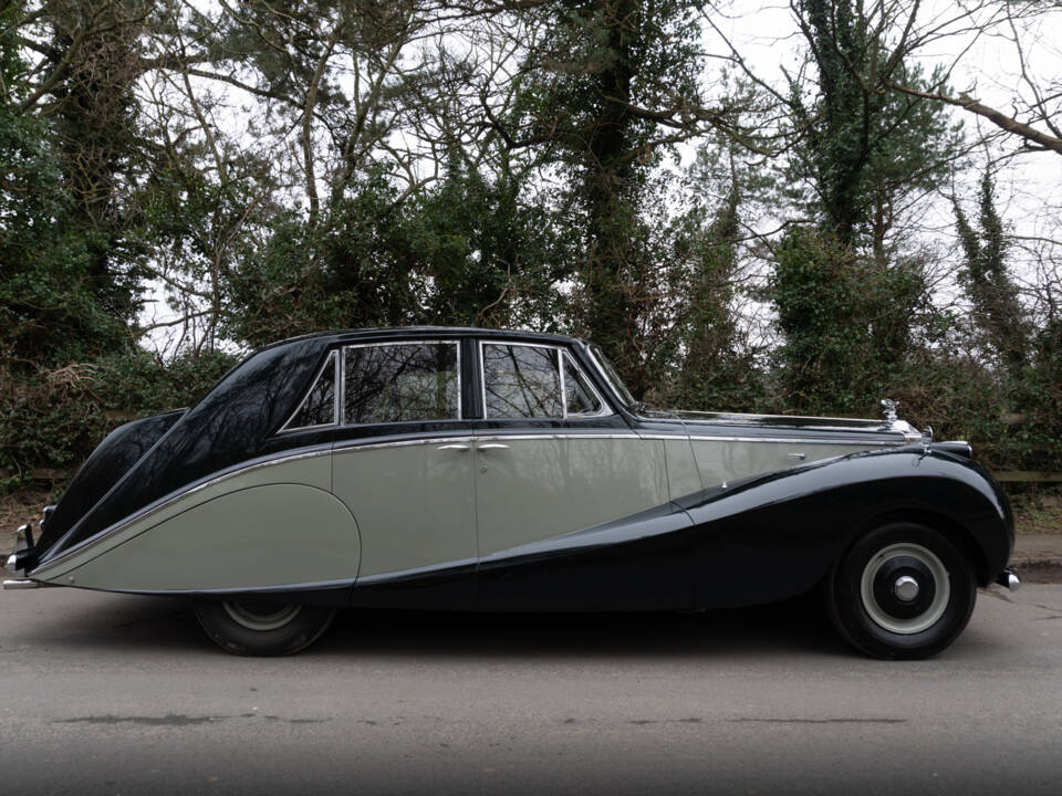 Image 7/15 of Rolls-Royce Silver Dawn (1956)