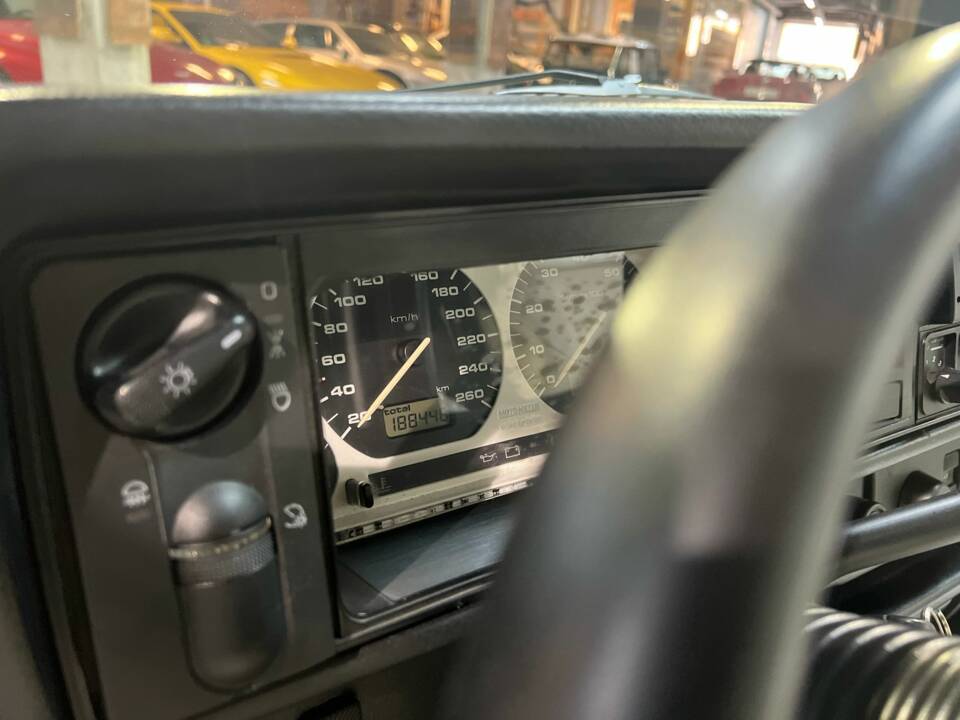 Immagine 23/68 di Volkswagen Golf III GTI 2.0 (1993)