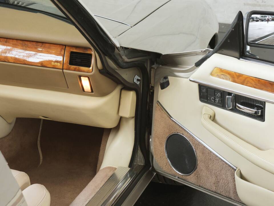 Bild 42/50 von Jaguar XJS 4.0 (1995)