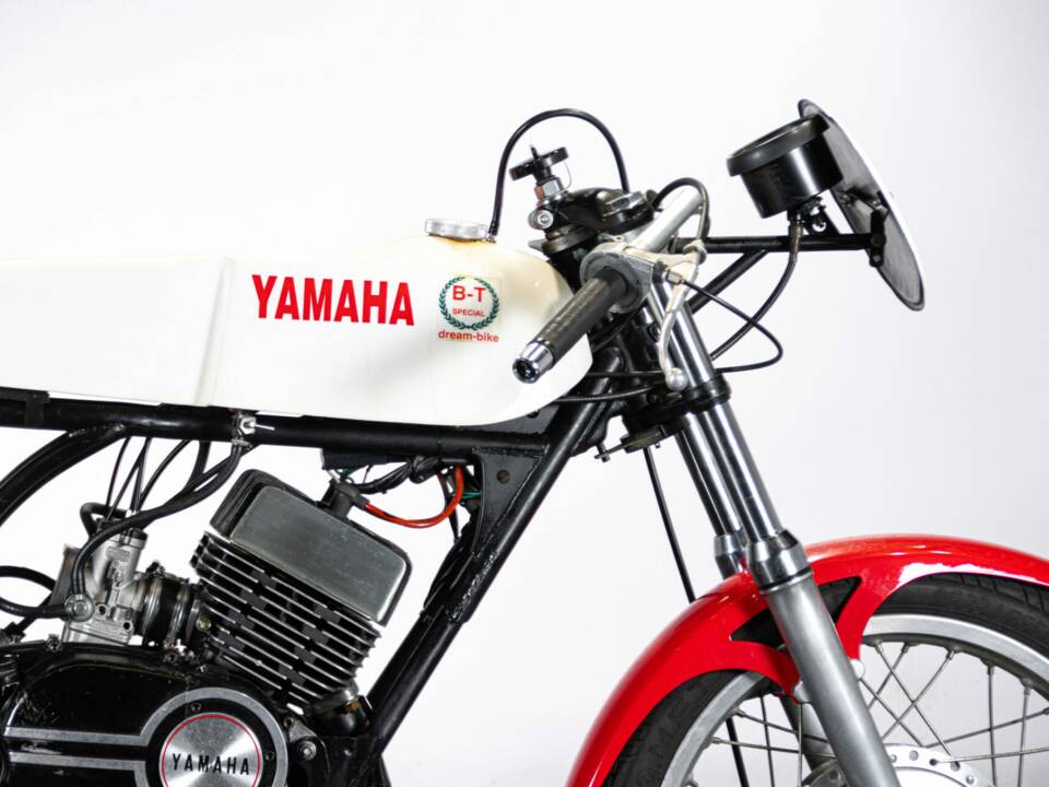 Imagen 30/50 de Yamaha 175 GP Special (1975)