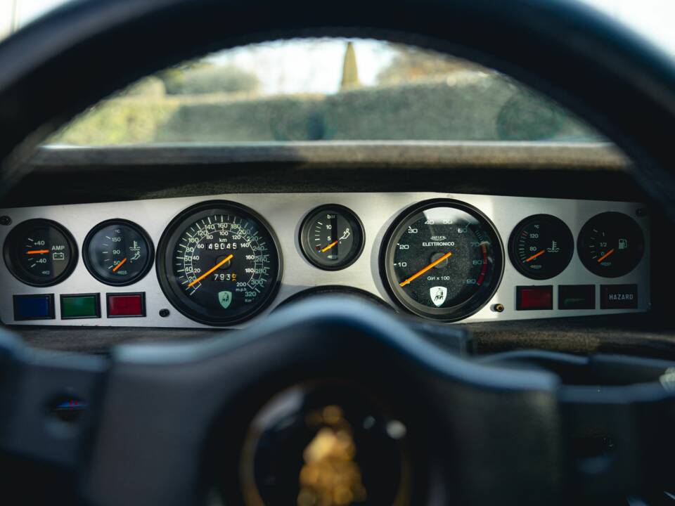 Image 25/73 of Lamborghini Countach LP 400 S (1980)