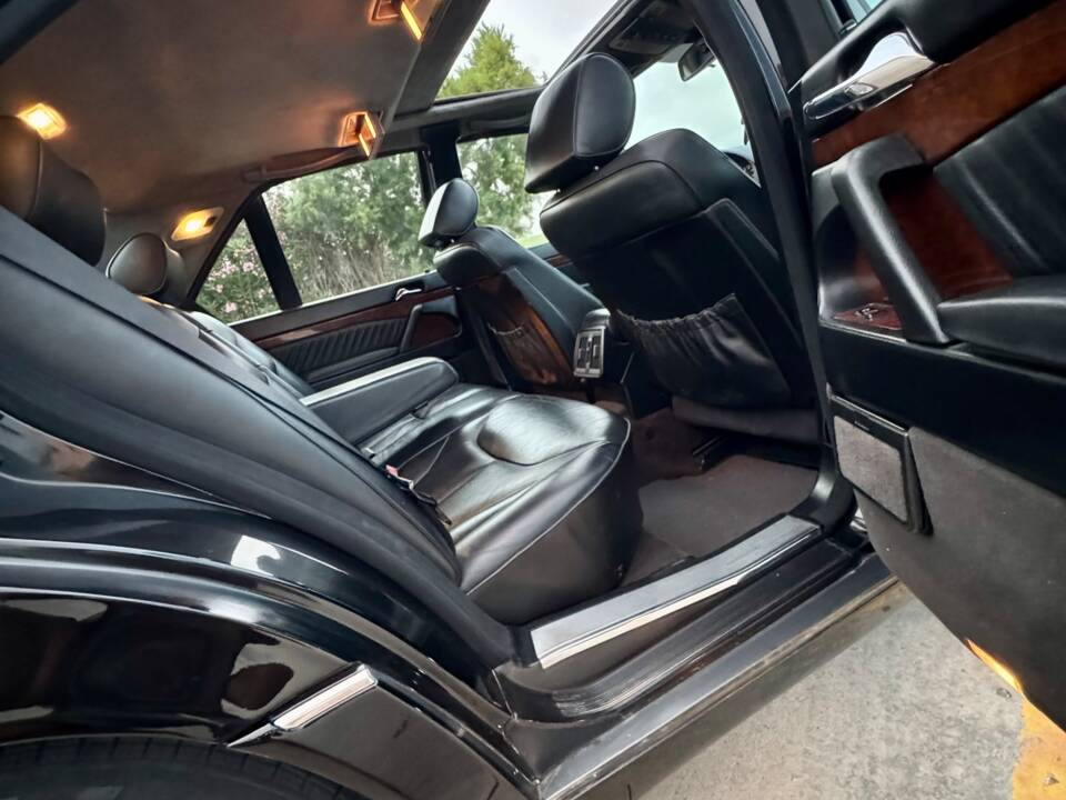 Bild 16/37 von Mercedes-Benz S 320 (1994)
