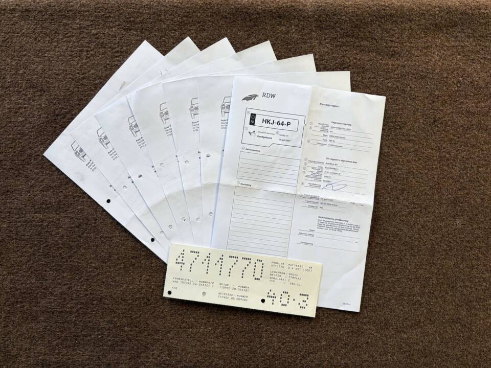 Imagen 12/30 de Mercedes-Benz 280 SL (1985)