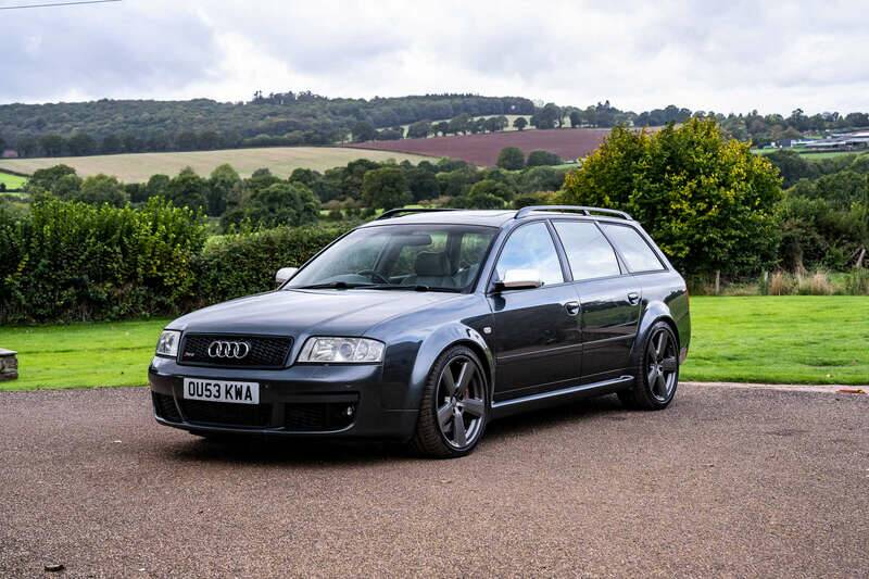 Image 14/50 of Audi RS6 Avant (2003)