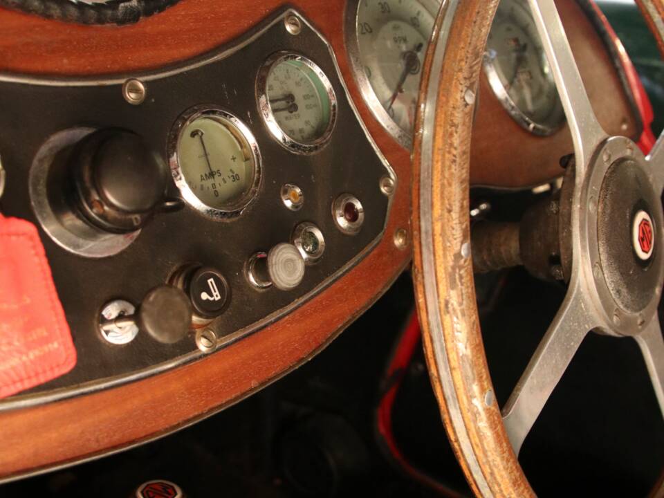 Imagen 23/49 de MG TD (1952)