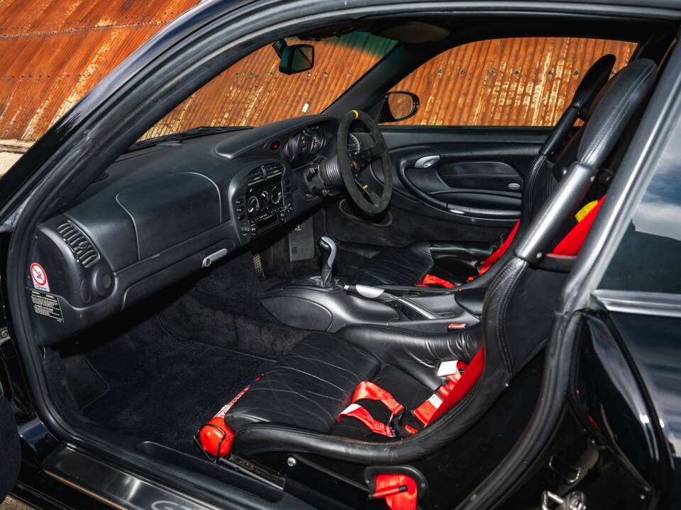 Image 25/42 of Porsche 911 GT3 (2003)