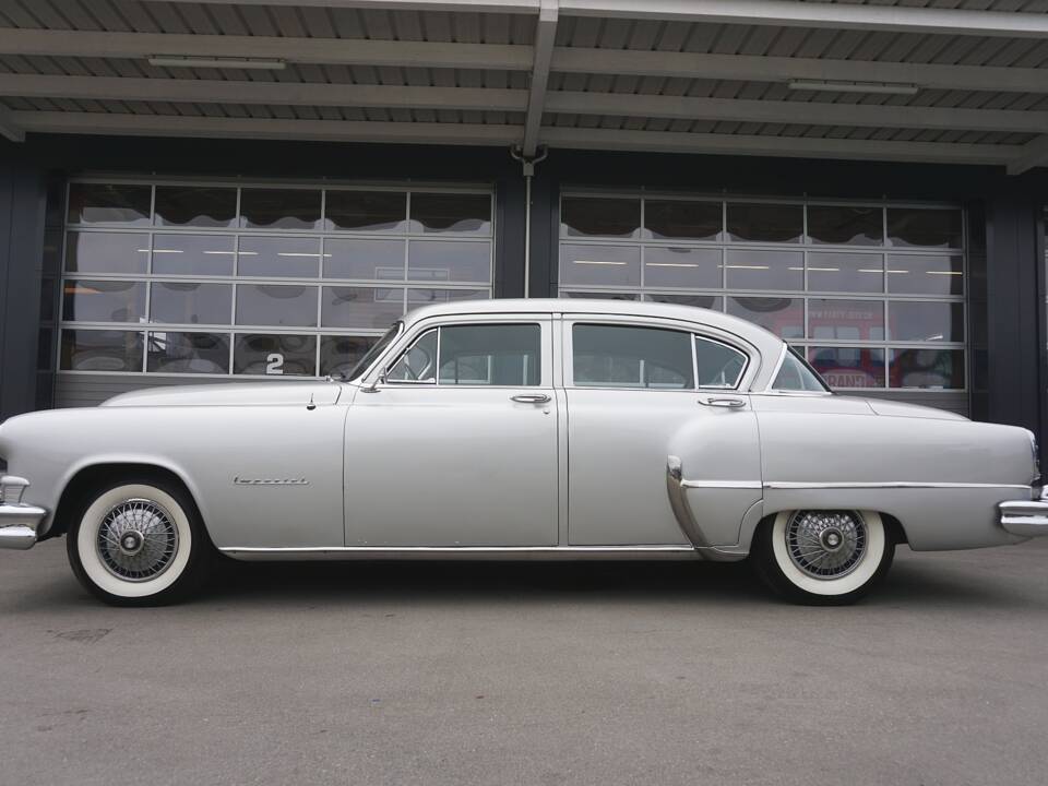 Bild 3/80 von Chrysler Crown Imperial (1953)