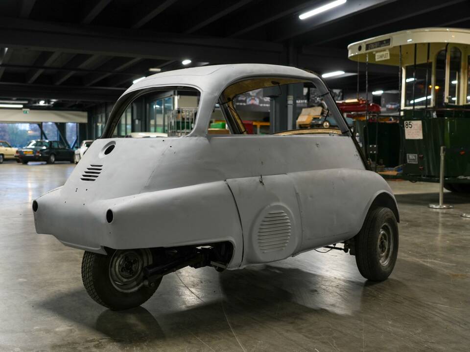 Immagine 2/19 di BMW Isetta 250 (1959)