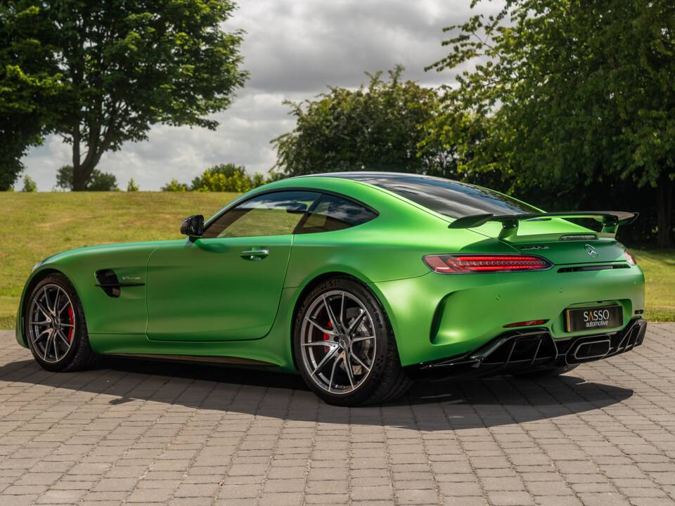 Image 40/67 of Mercedes-AMG GT-R (2018)