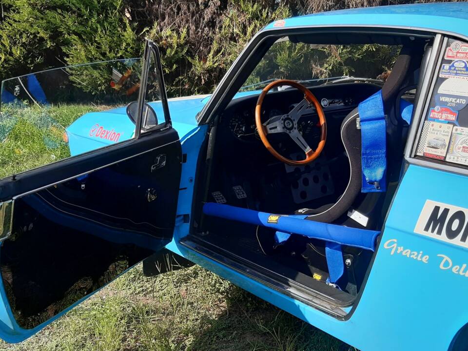 Bild 32/82 von Lancia Fulvia Rallye 1.3 S (1970)