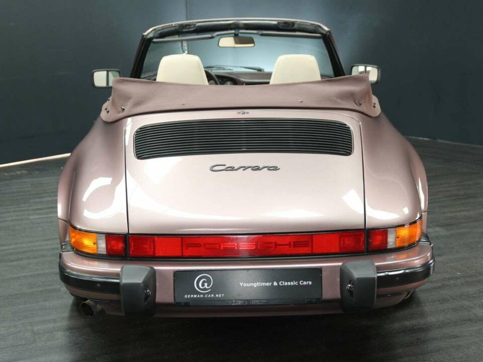 Image 5/30 de Porsche 911 Carrera 3.2 (1988)