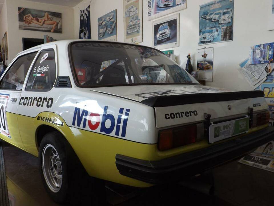 Afbeelding 11/40 van Opel Ascona 2,0 E (1981)