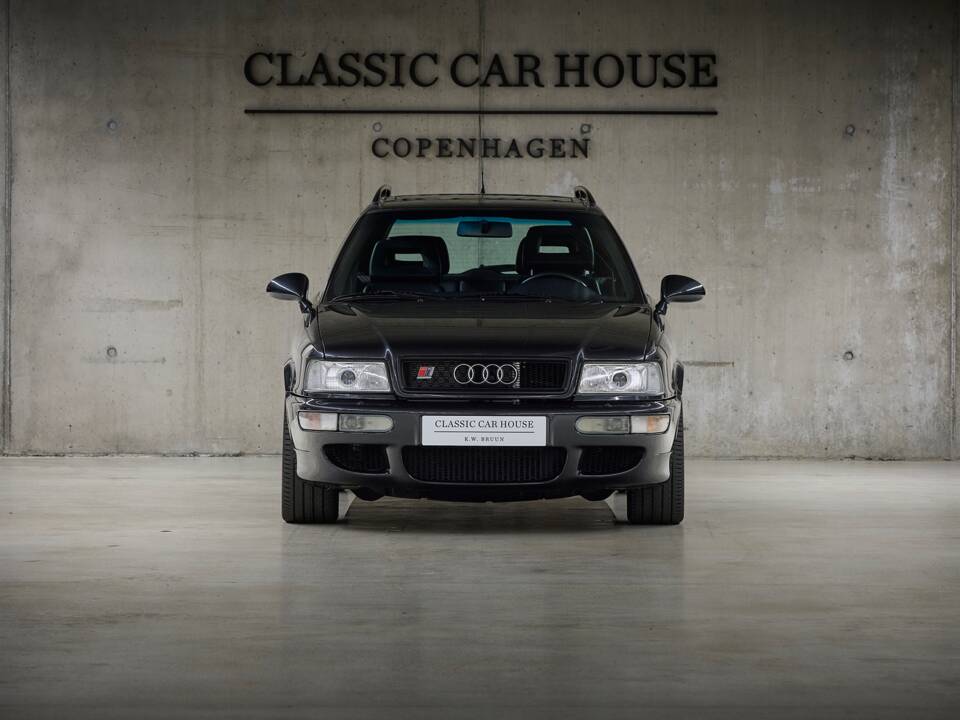 Image 66/99 of Audi RS2 Avant (1994)