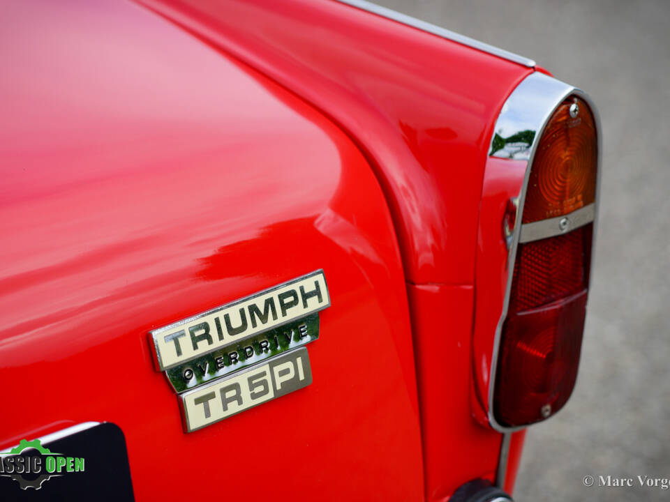 Image 25/35 of Triumph TR 5 PI (1968)