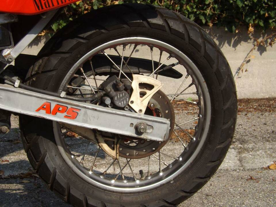 Immagine 13/50 di Aprilia Pegaso 125 (1989)