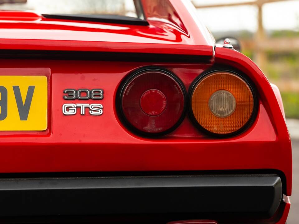 Image 18/50 of Ferrari 308 GTS (1979)