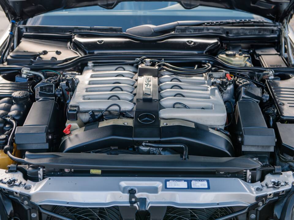Bild 35/38 von Mercedes-Benz SL 600 6.0 AMG (1994)