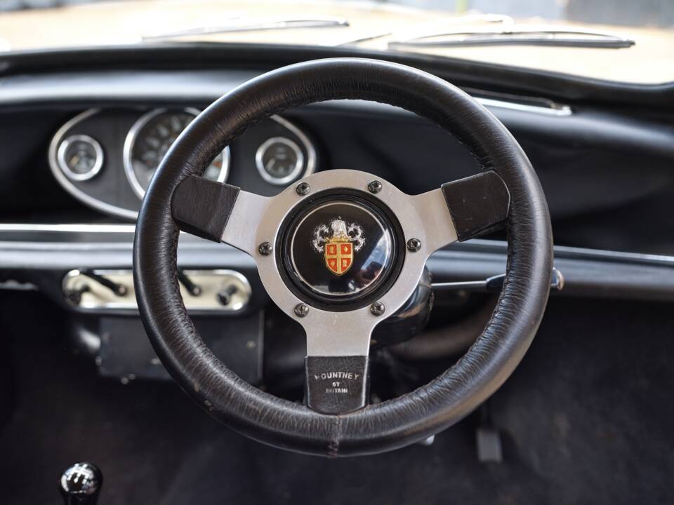 Image 45/50 of Austin Mini Cooper 850 (1968)