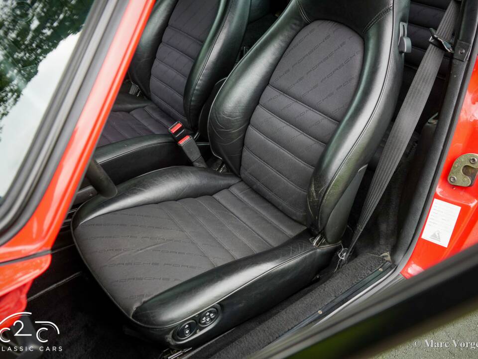 Image 9/63 of Porsche 911 Carrera 3.2 (1986)