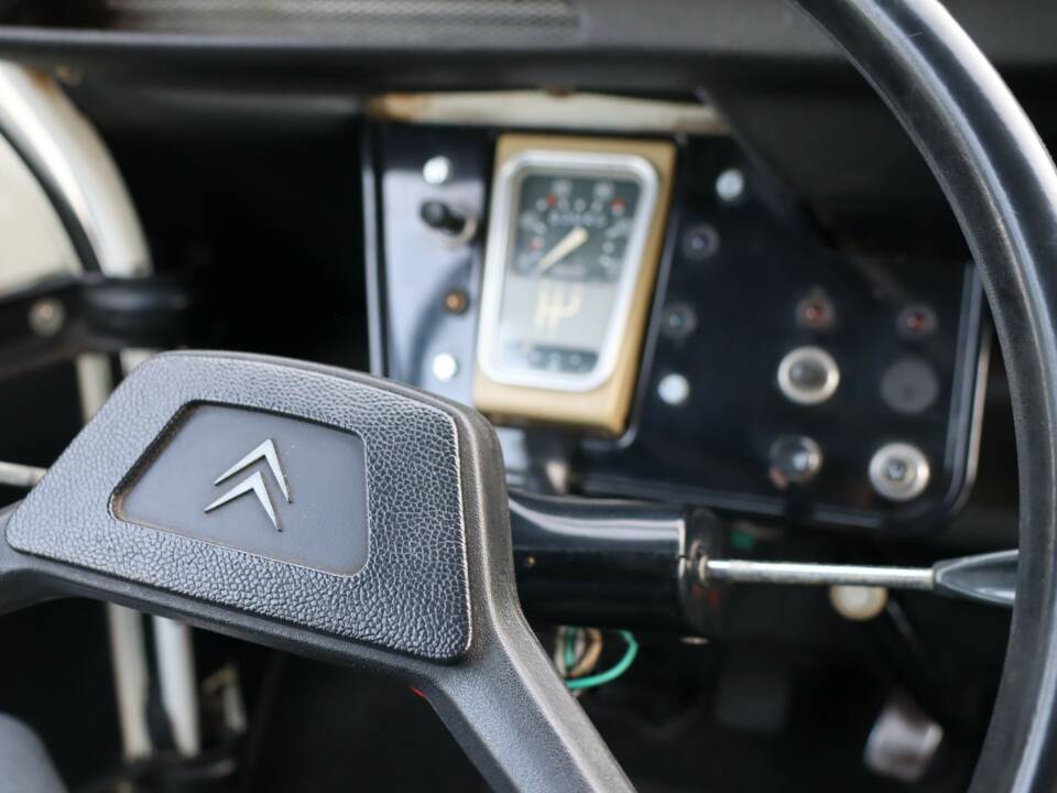 Image 47/50 of Citroën 2 CV 6 (1985)