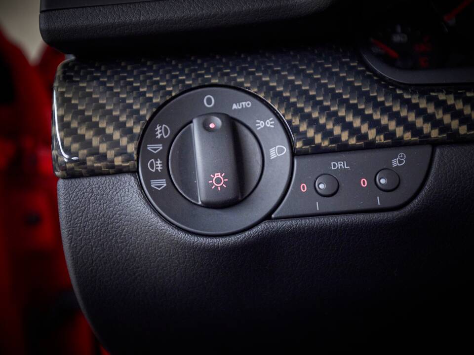 Image 89/95 of Audi RS4 Avant (2006)