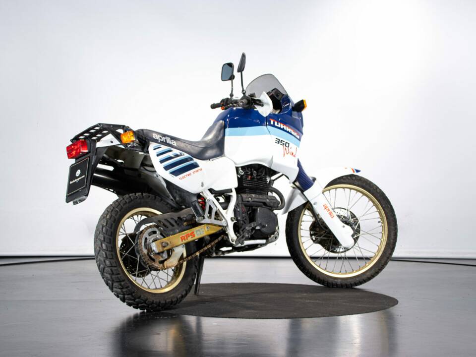Image 4/45 of Aprilia Tuareg 350 Wind (1987)