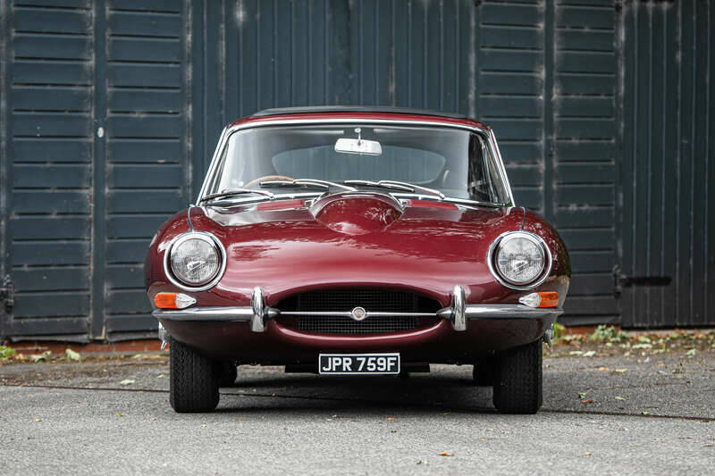 Image 6/40 de Jaguar Type E 4.2 (1967)