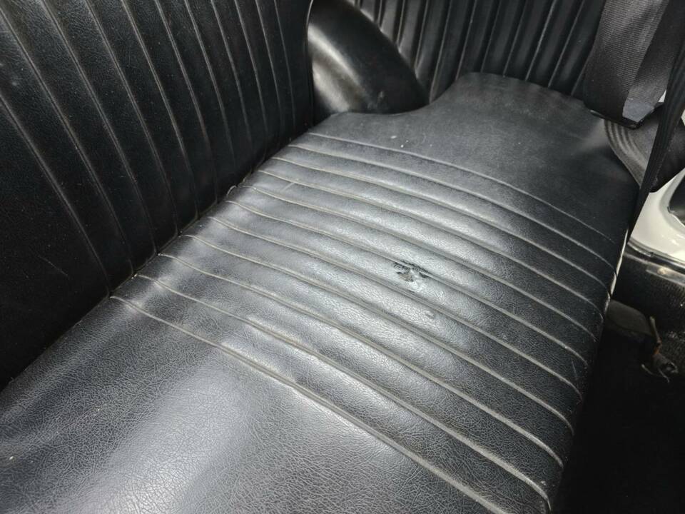 Bild 25/50 von FIAT 500 L (1972)