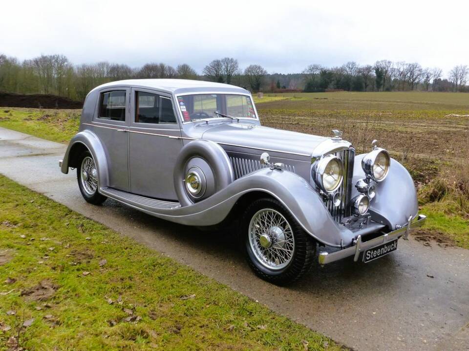 Bentley 4¼ Litre Limousine "Razor Edge" Gurney Nutting 1936