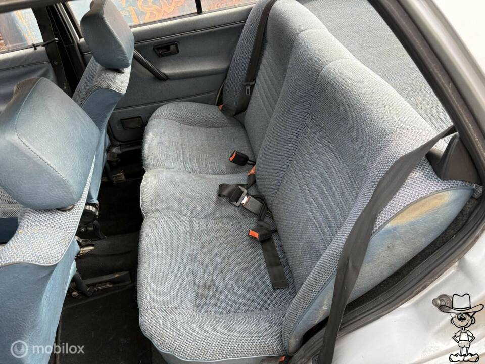 Bild 21/31 von Volkswagen Jetta 2,0 (1984)