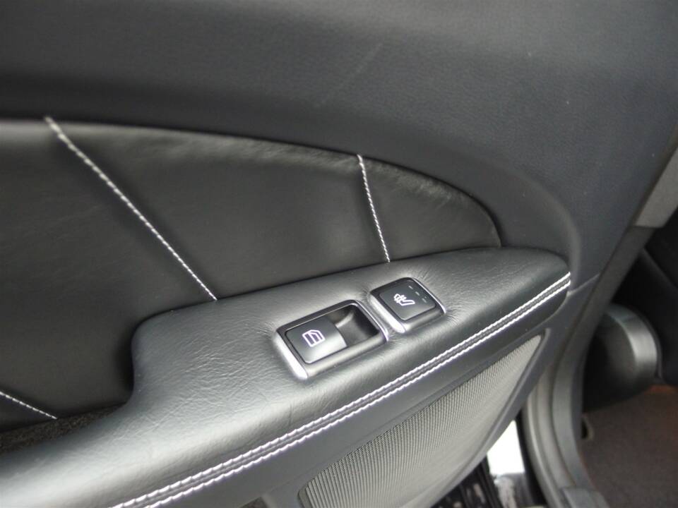 Image 62/97 of Mercedes-Benz CLS 63 AMG S 4MATIC (2013)