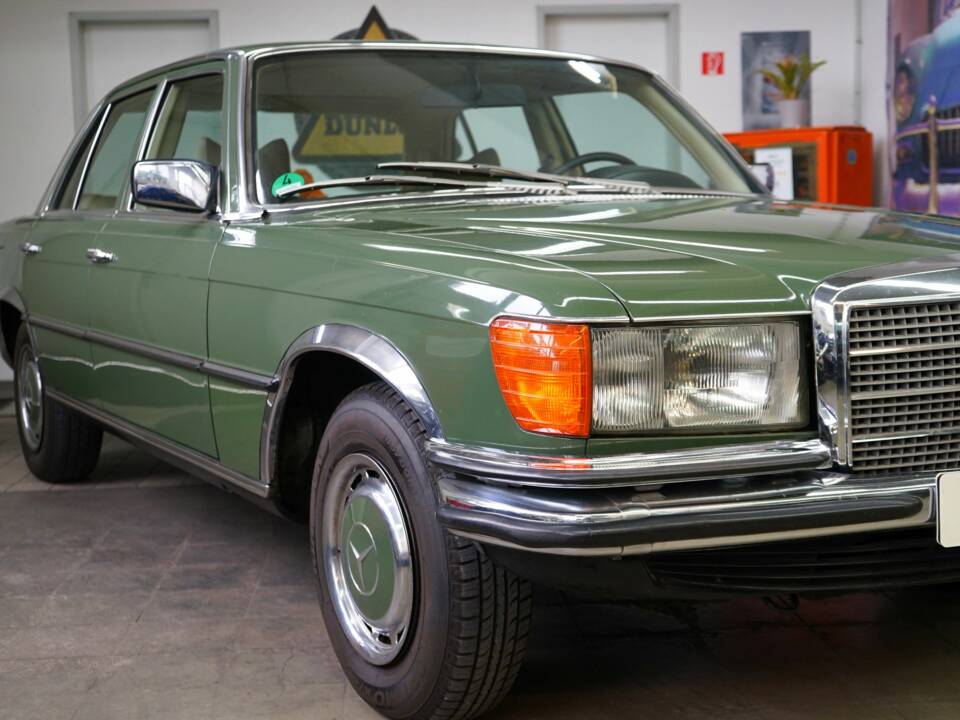 Imagen 4/28 de Mercedes-Benz 280 SE (1977)