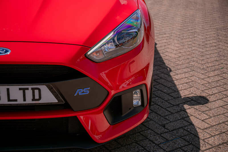 Image 20/37 of Ford Focus RS (2018)
