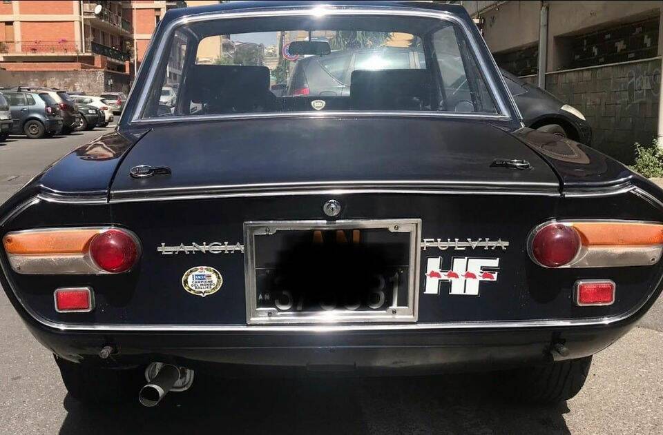 Image 5/8 of Lancia Fulvia 1.3 S (1971)
