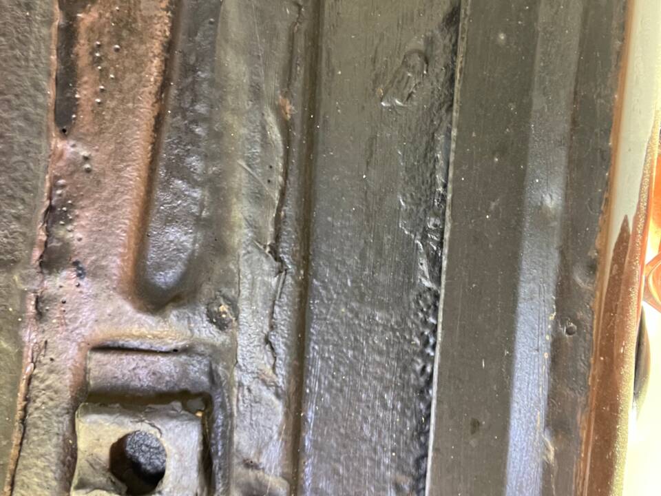 Image 29/31 of Rover 3500 S (1972)