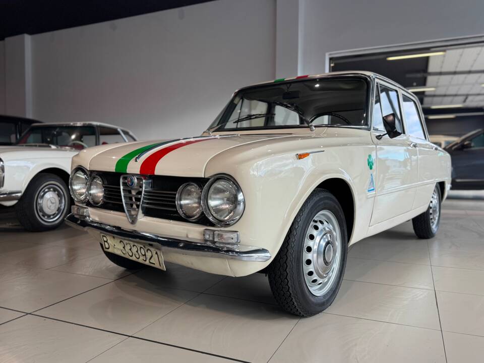 Image 1/47 of Alfa Romeo Giulia 1600 TI (1963)